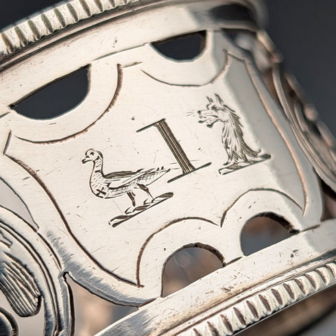 20世紀初頭 英国アンティーク シルバープレート製 ナプキンリング 4個セット